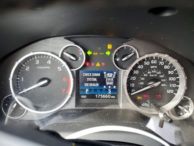 2014 Toyota Tundra Crewmax Platinum