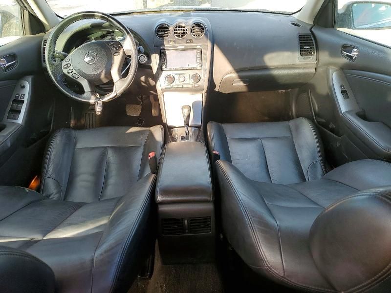 2011 Nissan Altima sr