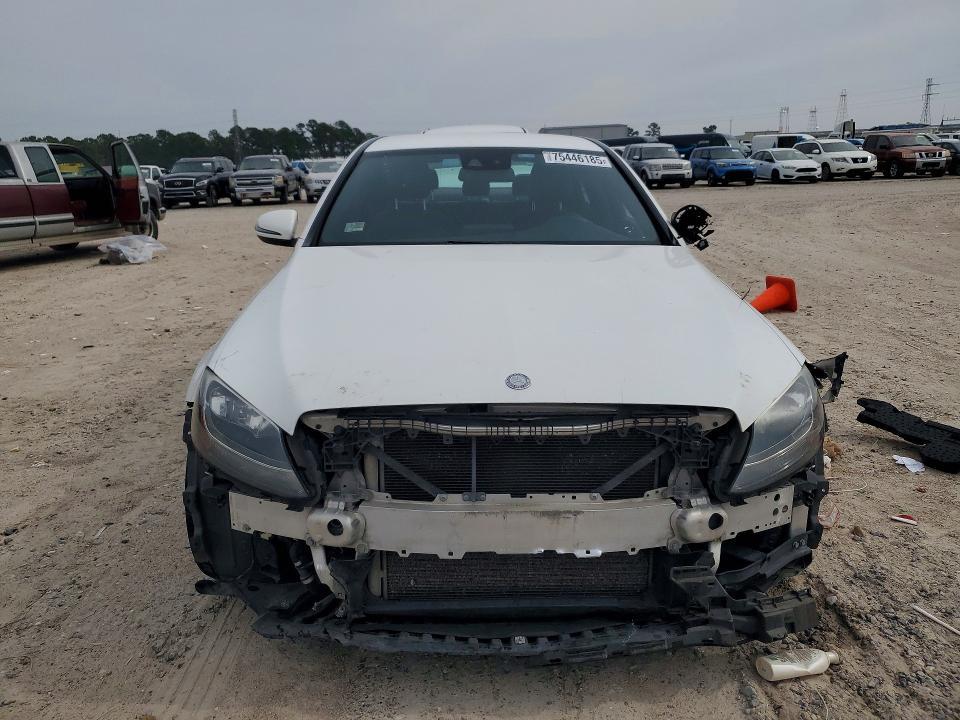 2016 Mercedes-Benz C300