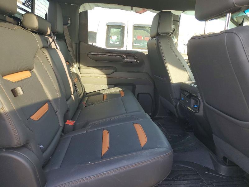 2024 GMC Sierra K1500 AT4