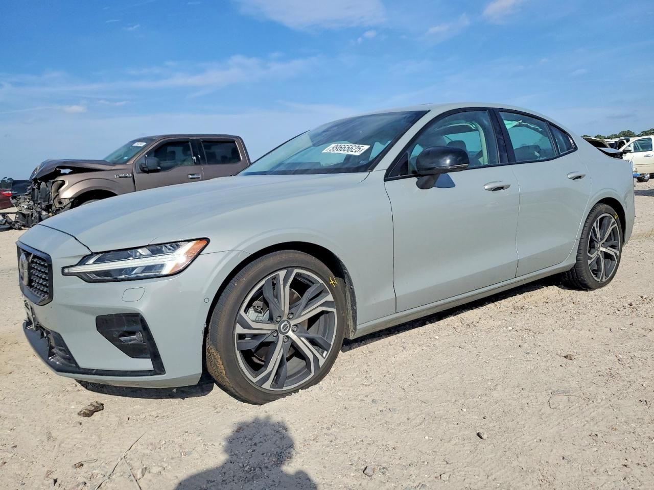 2024 Volvo S60 Plus