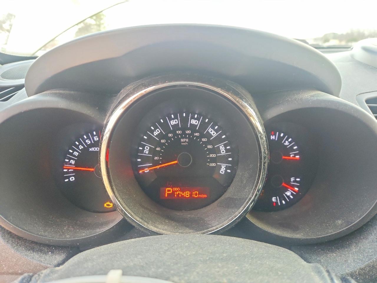 2011 KIA Soul +