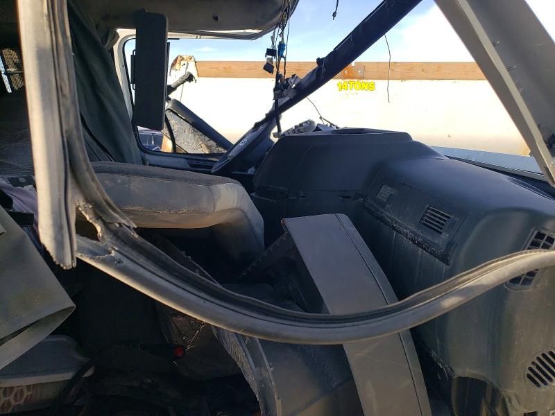 2023 Volvo VNL Semi Truck