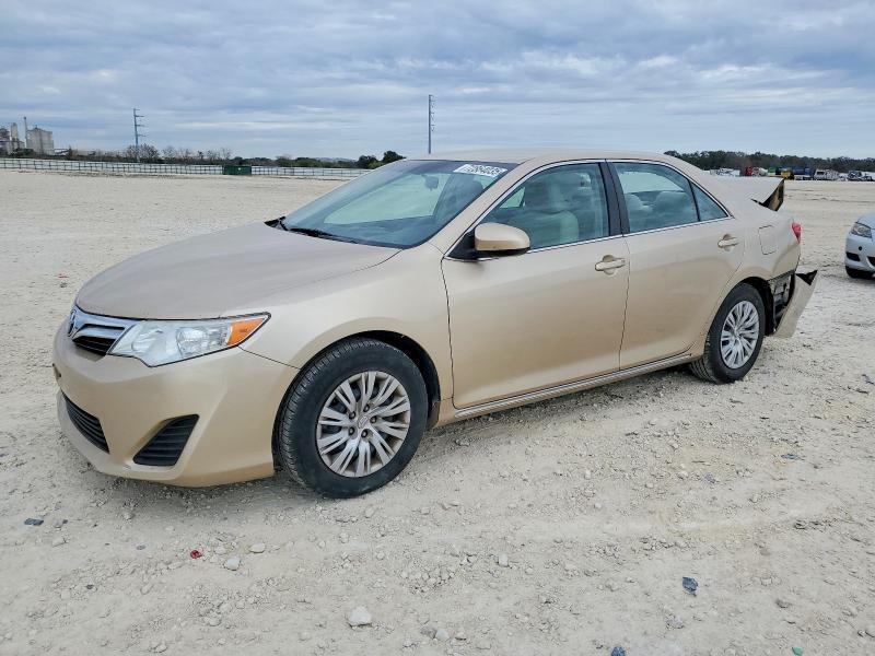 2012 Toyota Camry le
