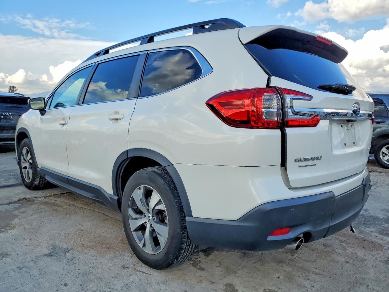 2023 Subaru Ascent Premium