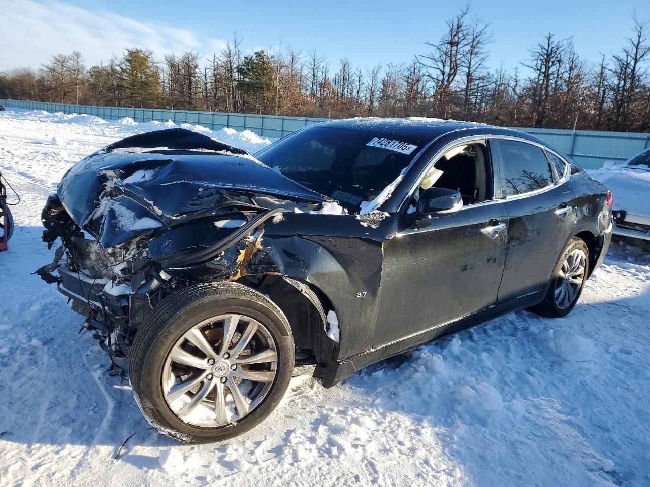 2016 Infiniti Q70 3.7