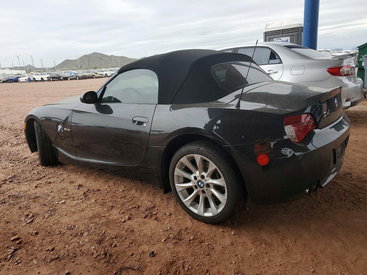 2006 BMW Z4 3.0si