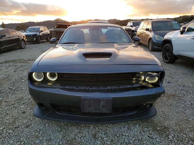 2021 Dodge Challenger gt
