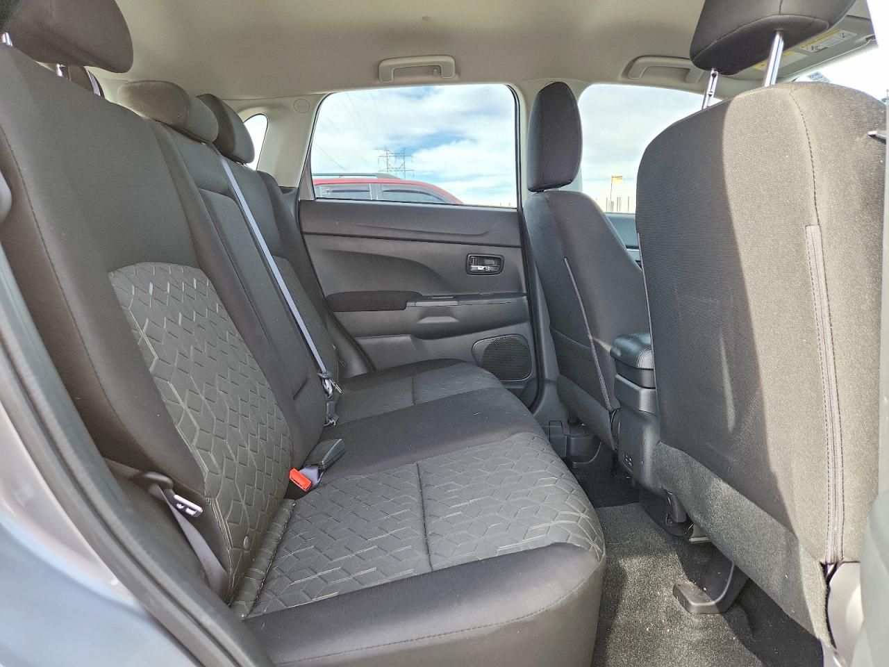 2024 Mitsubishi Outlander Sport S/se