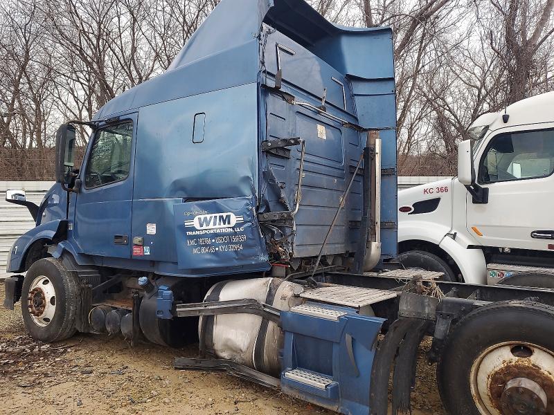 2012 Volvo Vnl Semi Truck