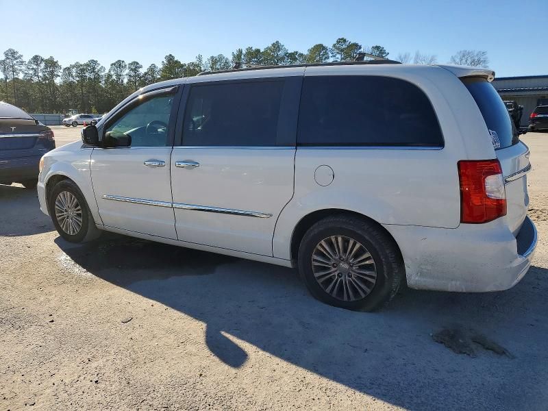2012 Chrysler Town & Country Touring l