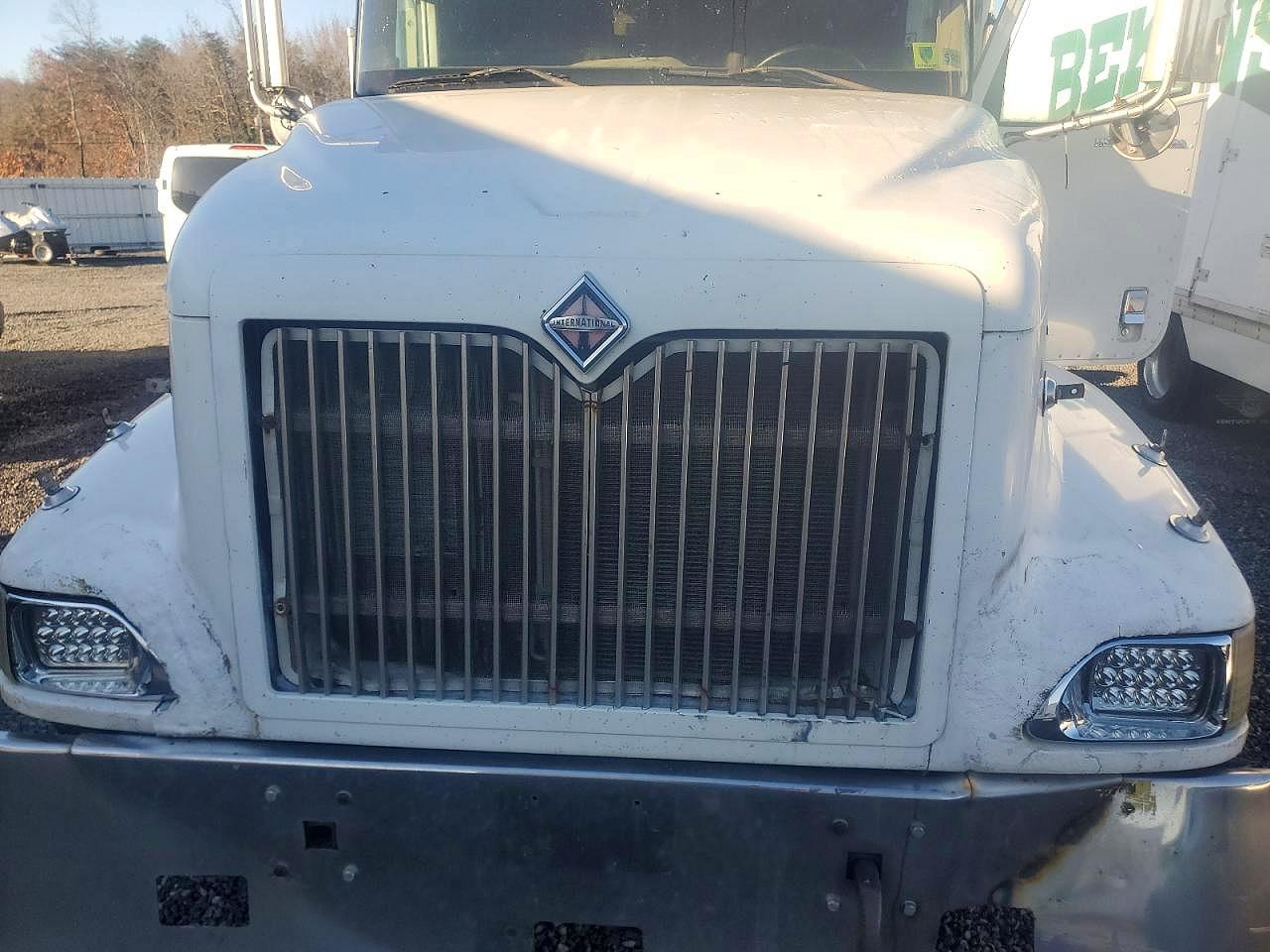2006 International 9400I Semi Truck