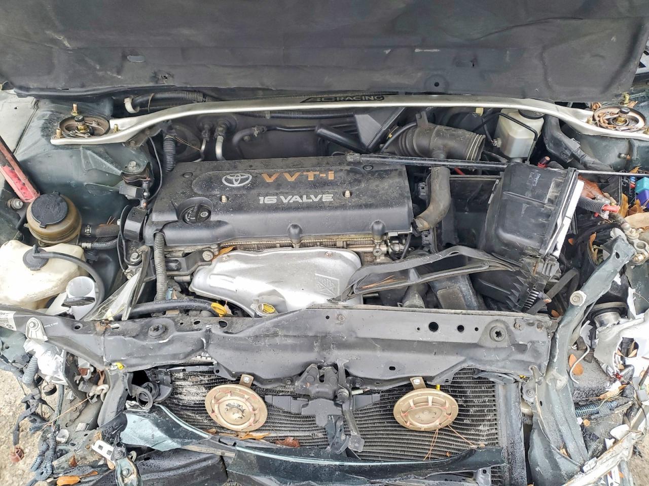 2004 Toyota Camry le