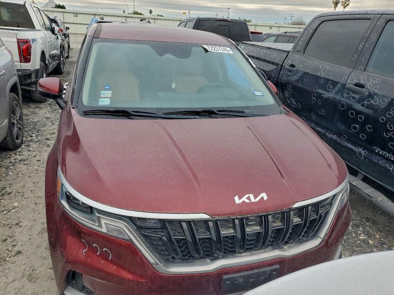 2023 KIA Carnival lx