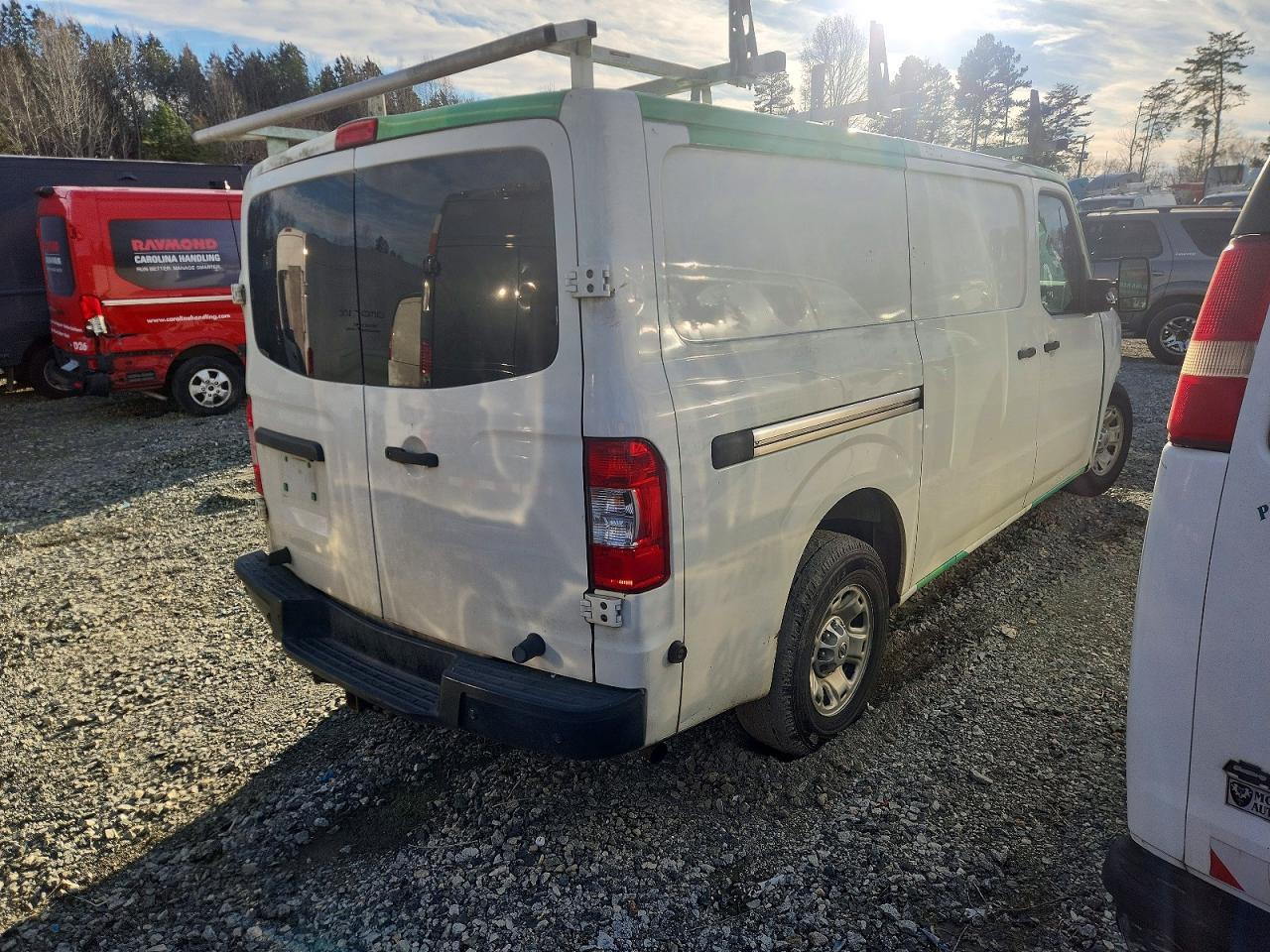 2017 Nissan NV 3500 HD SL