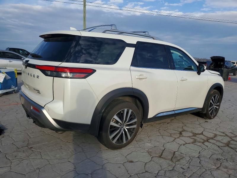 2024 Nissan Pathfinder Platinum