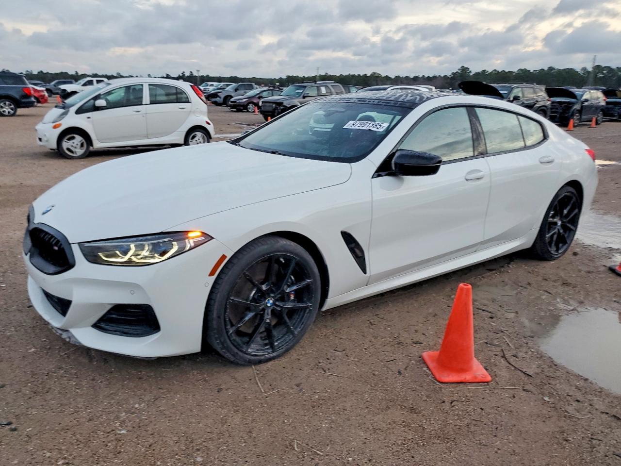 2023 BMW M850xi