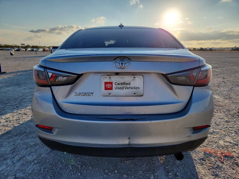 2019 Toyota Yaris l