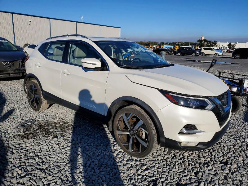 2021 Nissan Rogue Sport sl