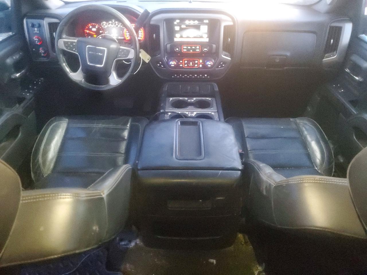 2015 GMC Sierra K2500 Denali