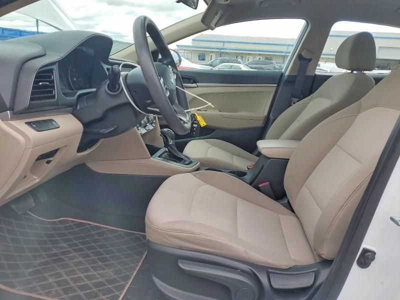 2019 Hyundai Elantra se