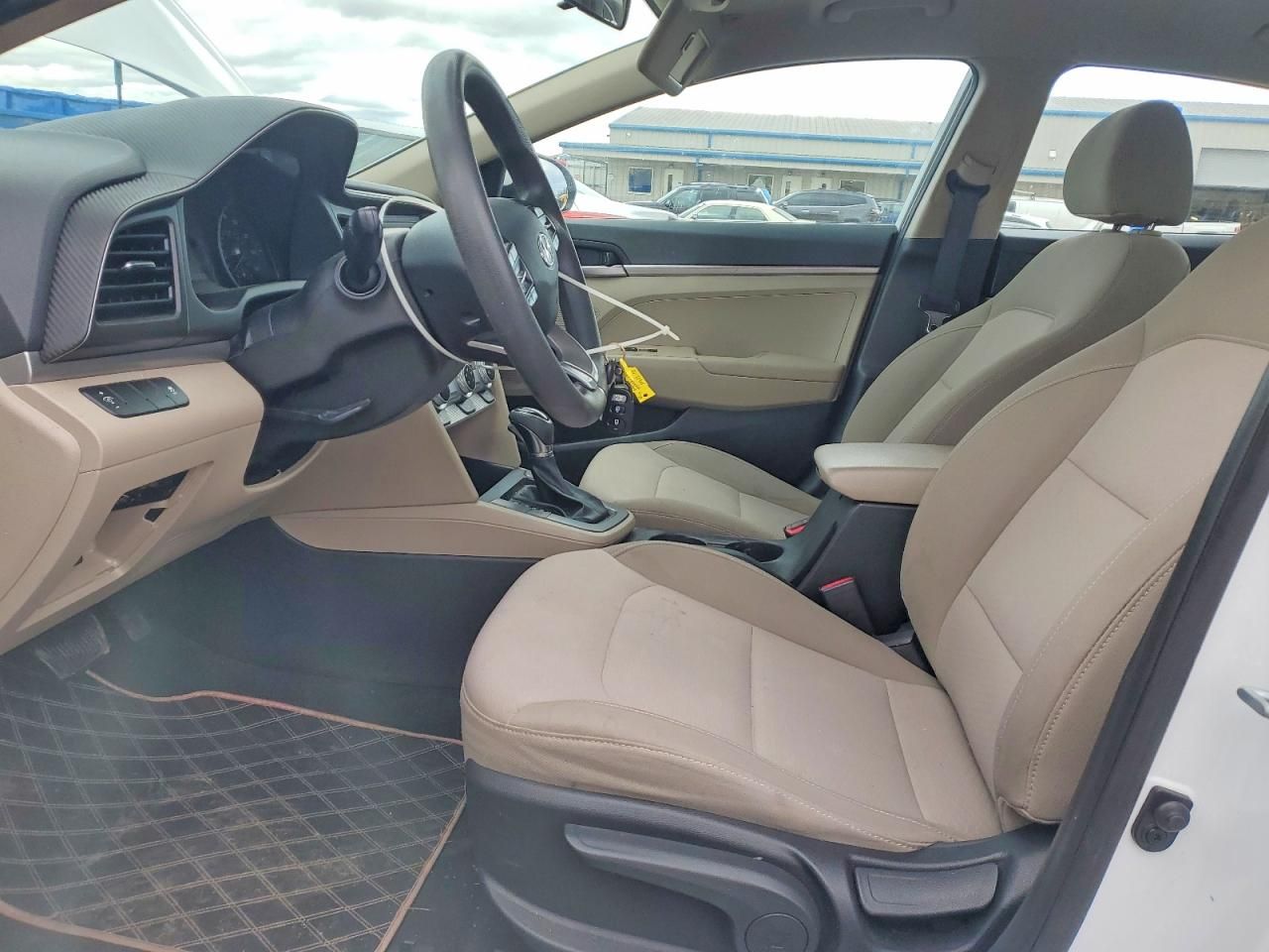 2019 Hyundai Elantra se
