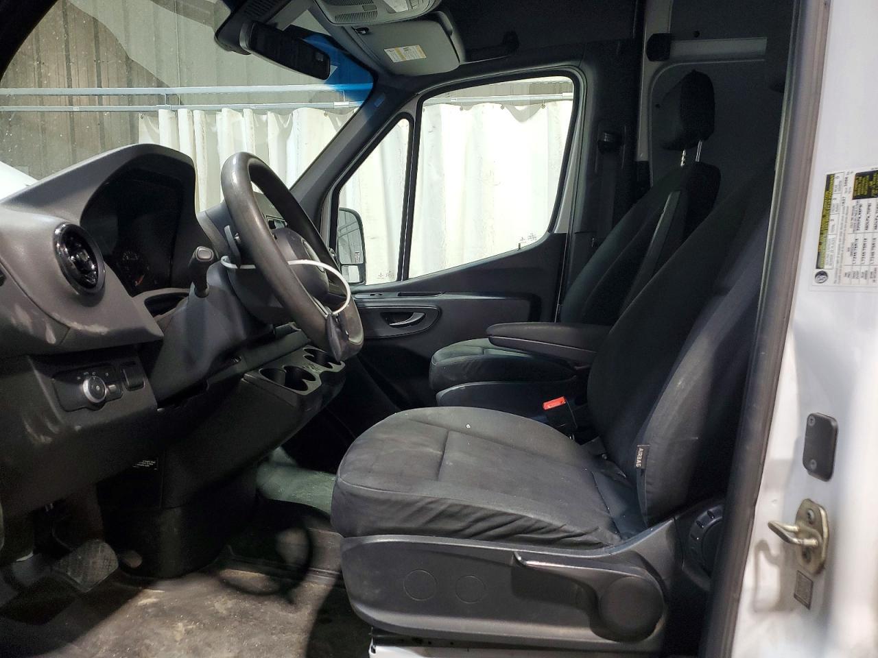 2020 Freigliner 2020 Freightliner Sprinter 2500 Delivery Van