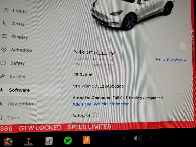 2025 Tesla Model y
