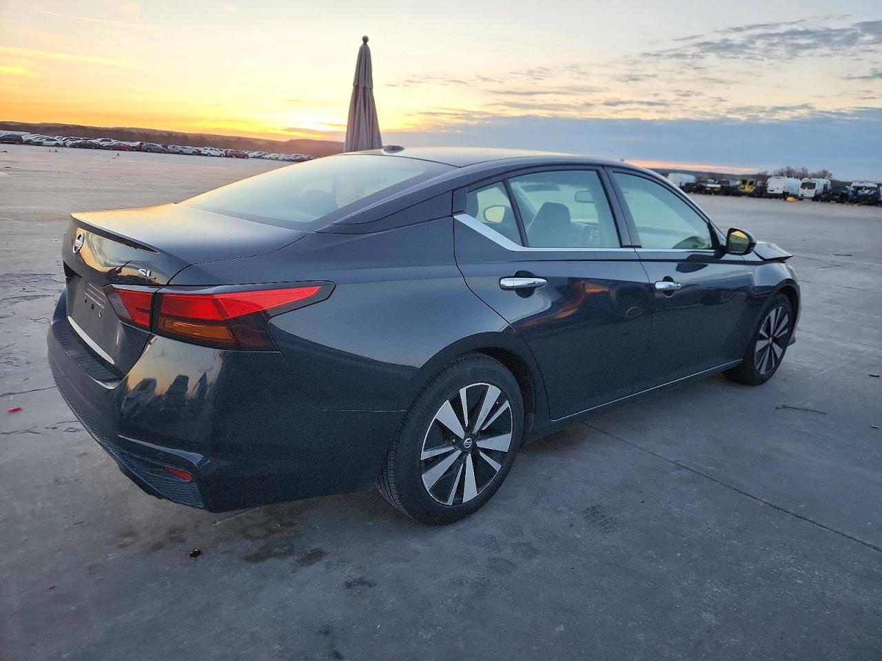2019 Nissan Altima sl
