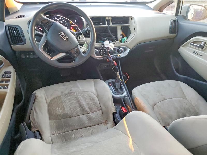 2013 KIA Rio lx