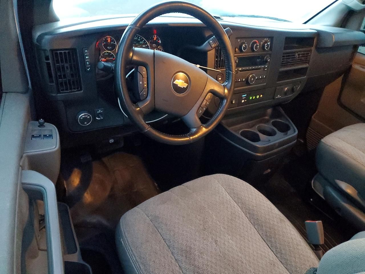 2020 Chevrolet Express G3500 Utility / Service Van