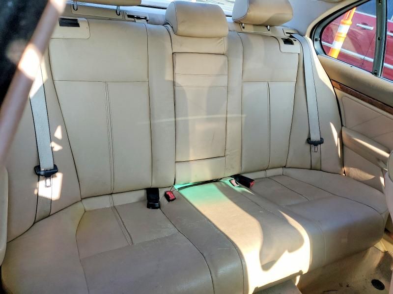 2001 BMW 530 i Automatic