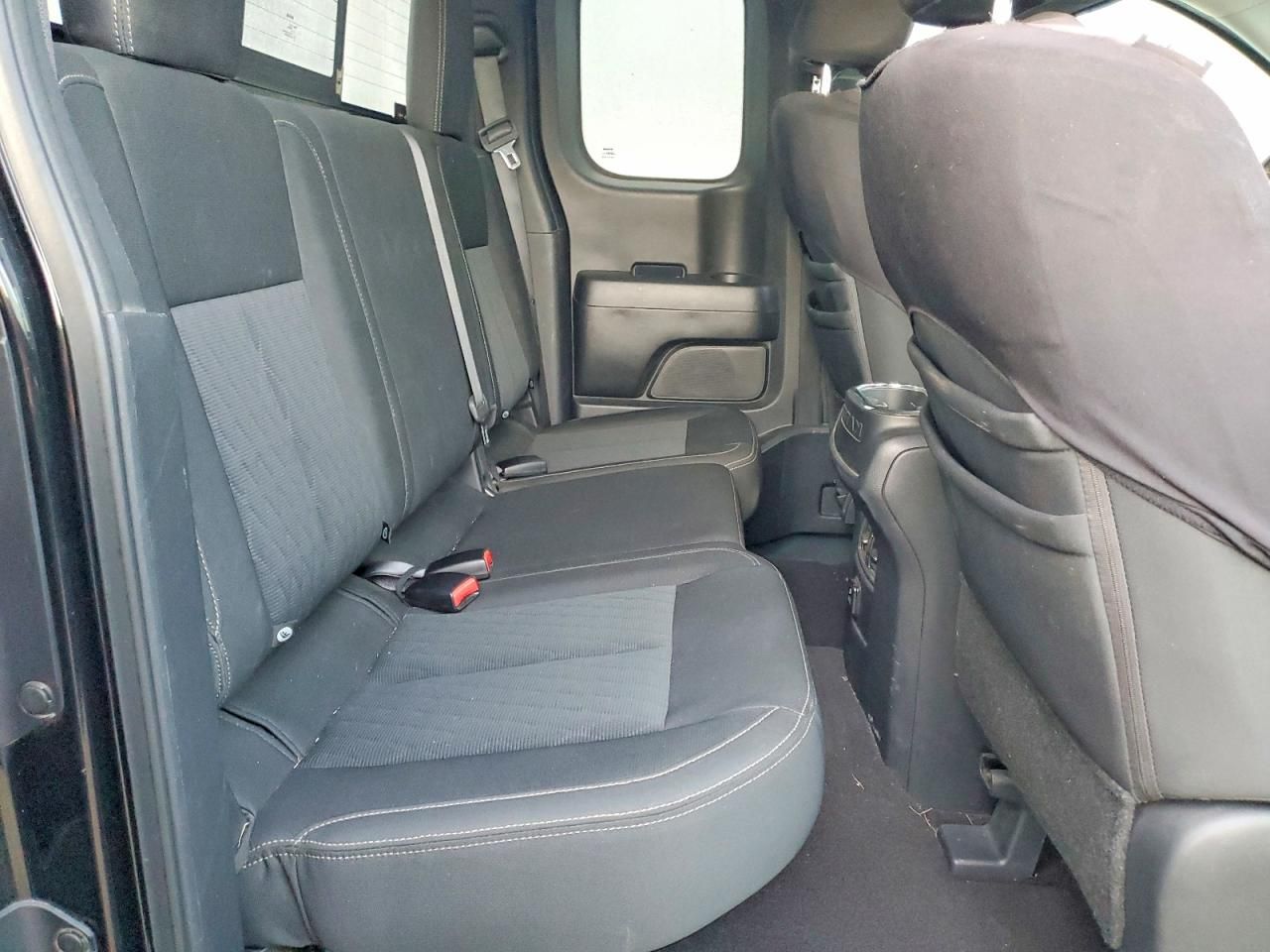 2017 Nissan Titan xd sv