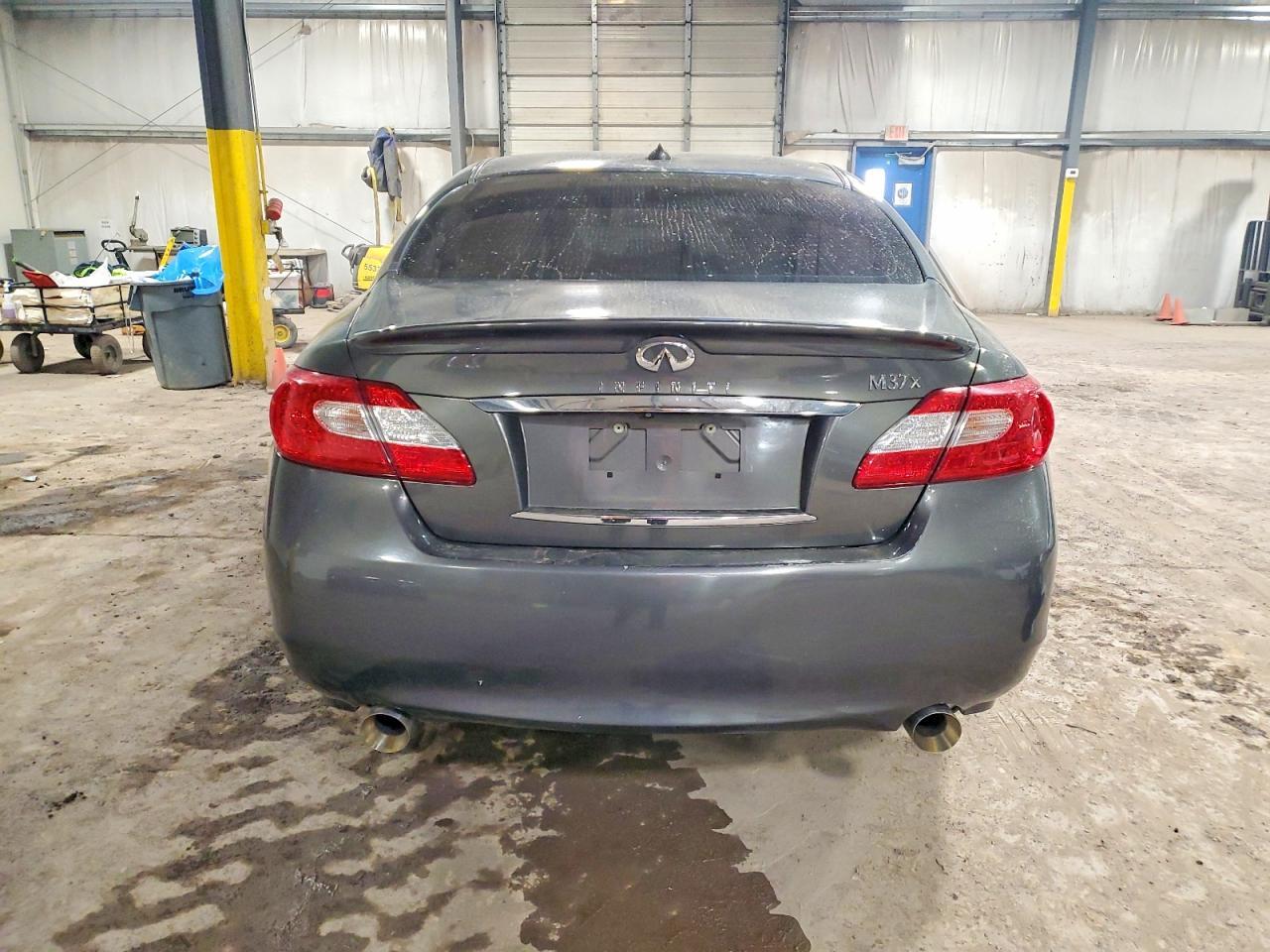 2012 Infiniti M37 x