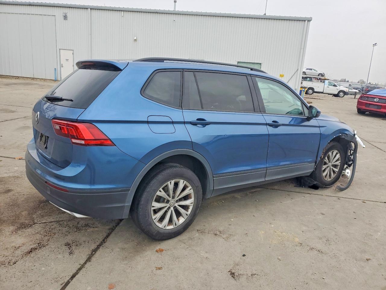2019 Volkswagen Tiguan s