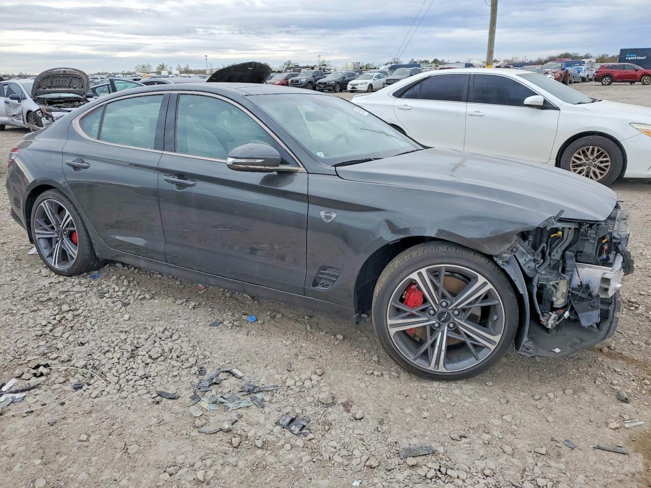 2024 Genesis G70 Base