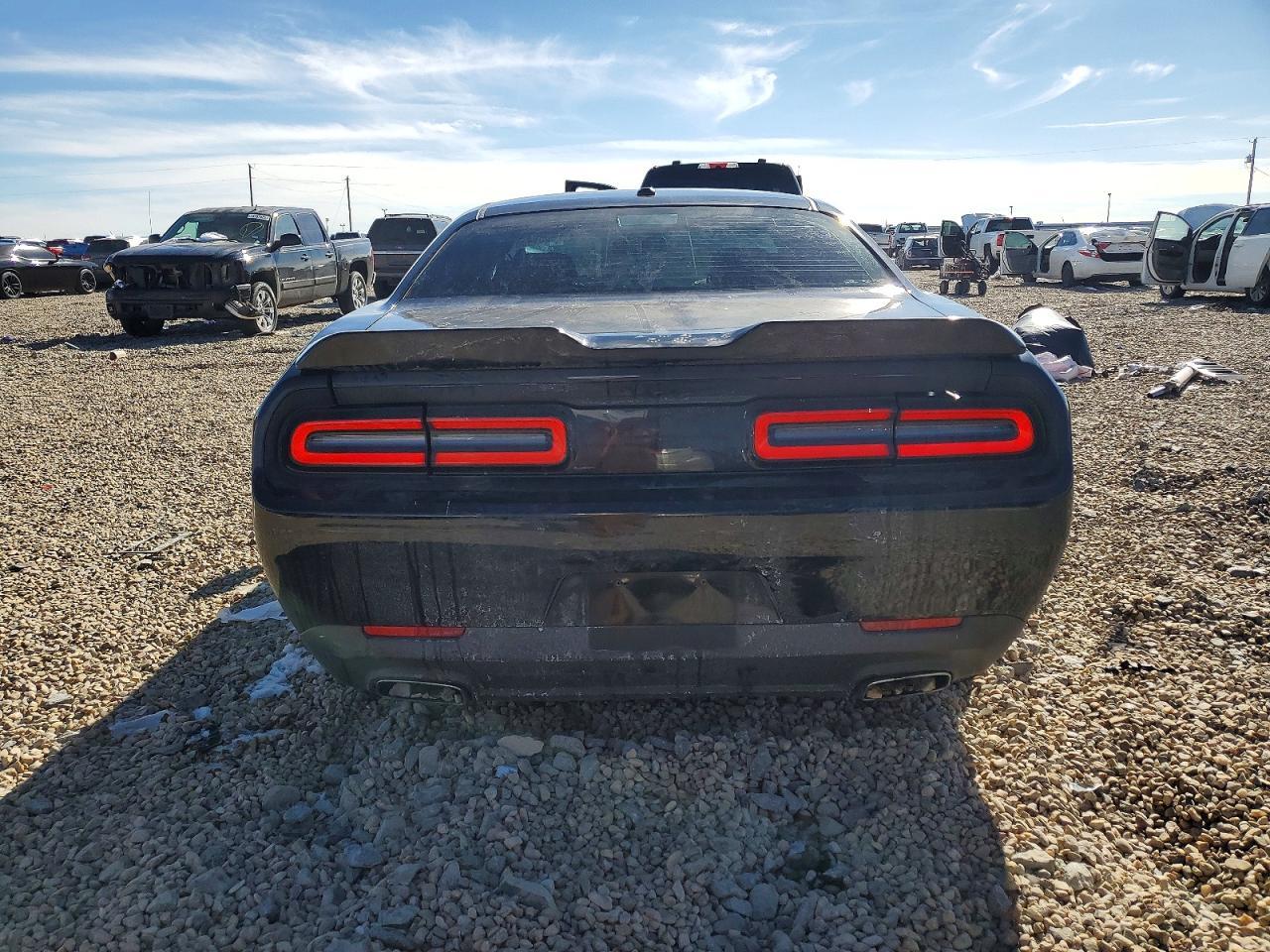 2016 Dodge Challenger sxt