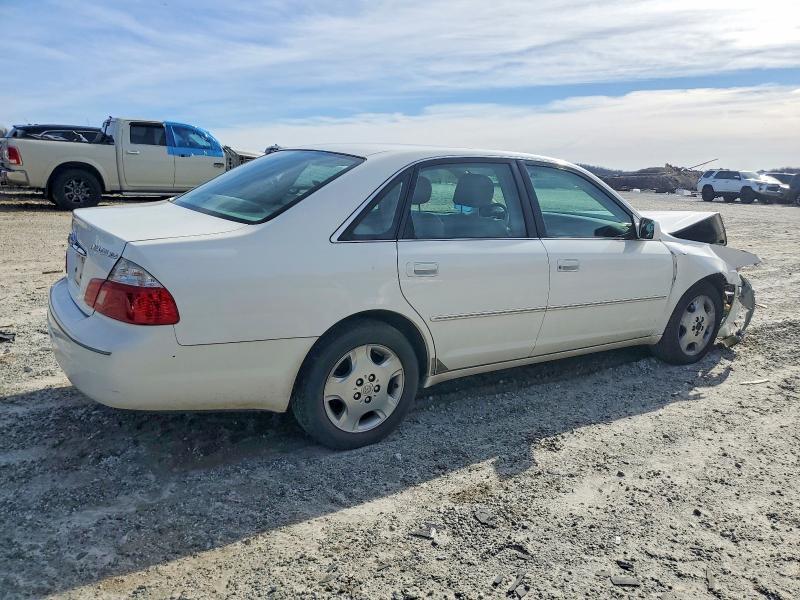 2004 Toyota Avalon xl