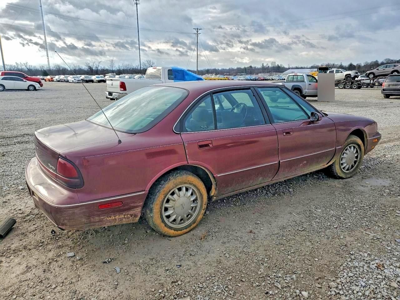 1999 Oldsmobile 88 Base