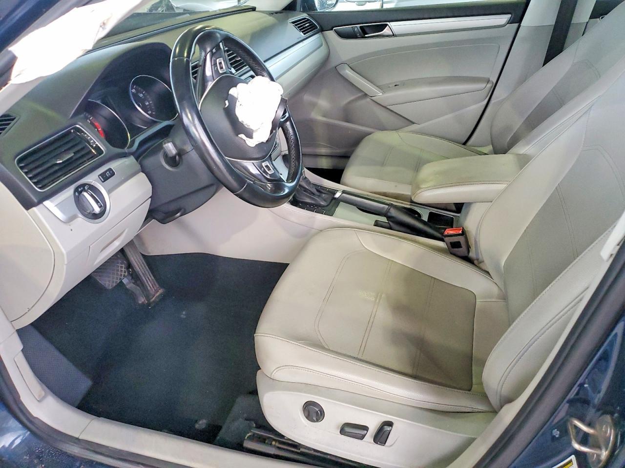 2019 Volkswagen Passat Wolfsburg