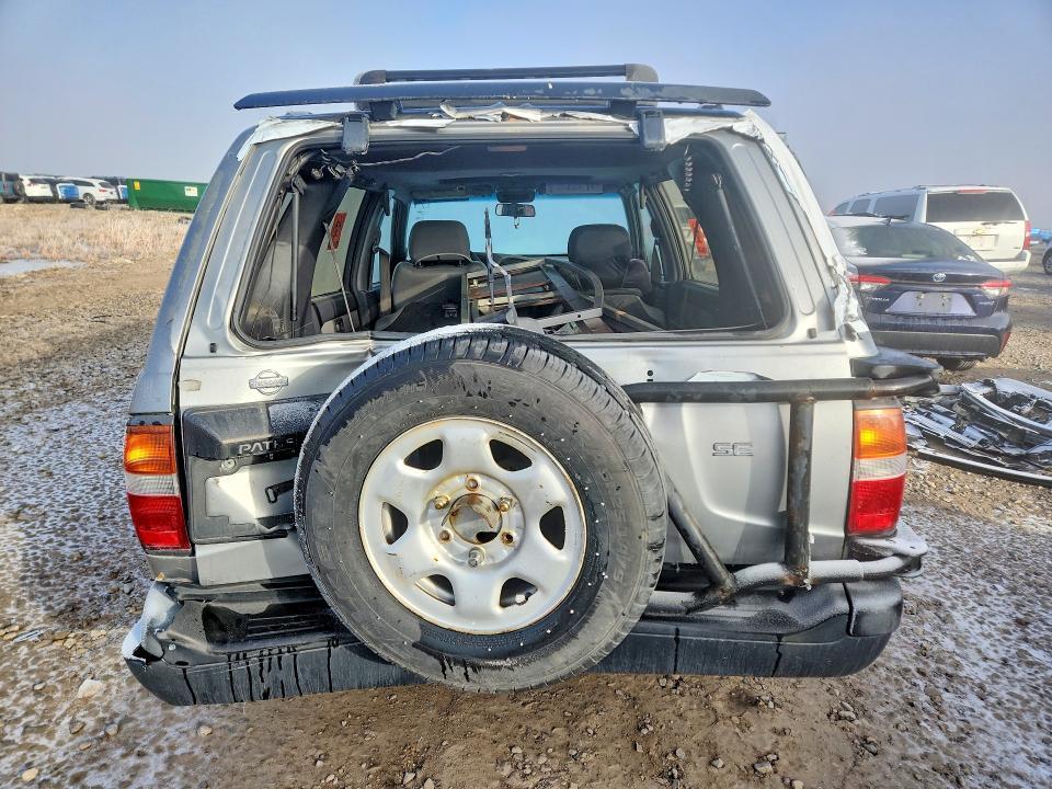 1999 Nissan Pathfinder