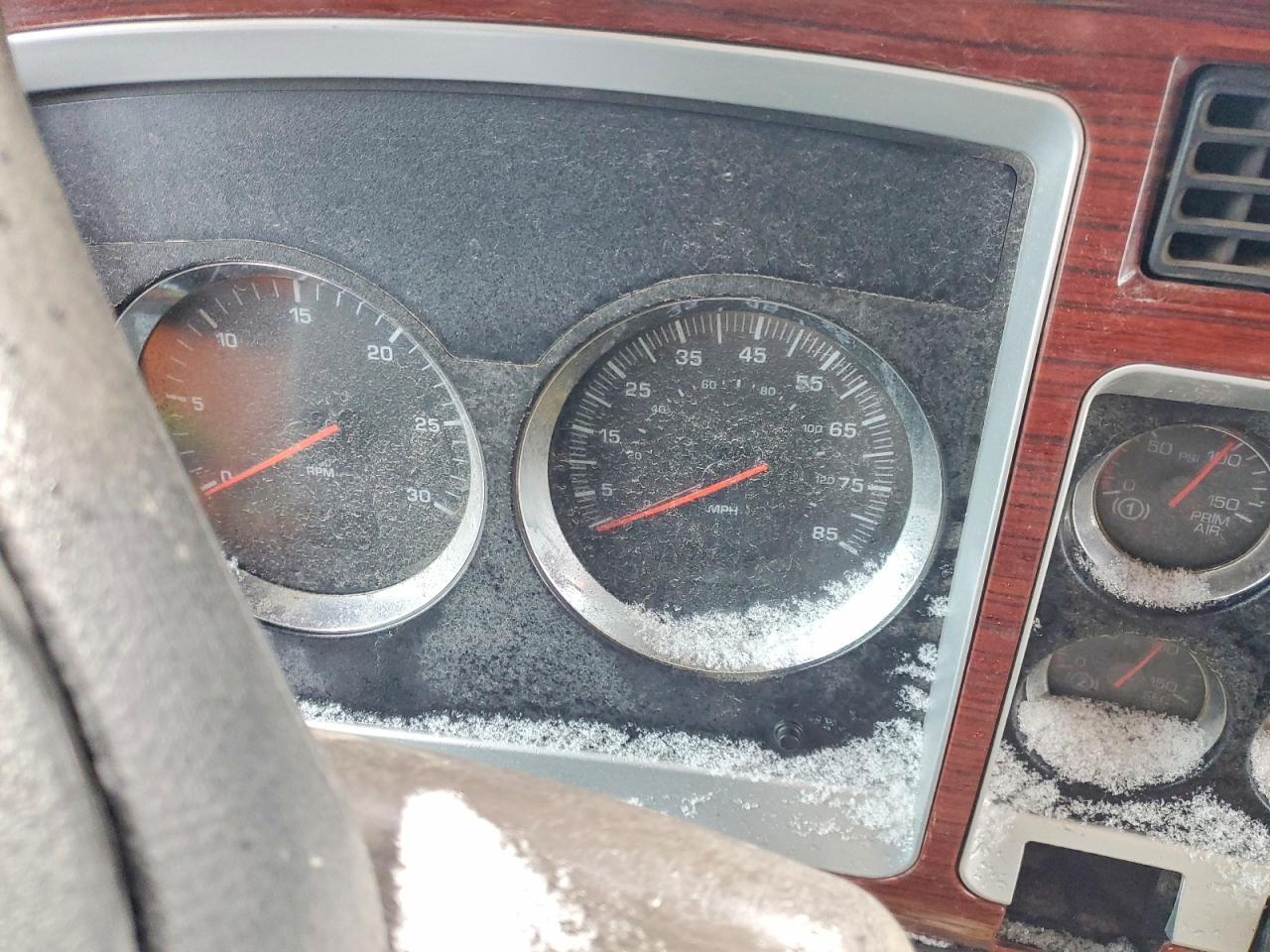 2007 Kenworth T800 Semi Truck