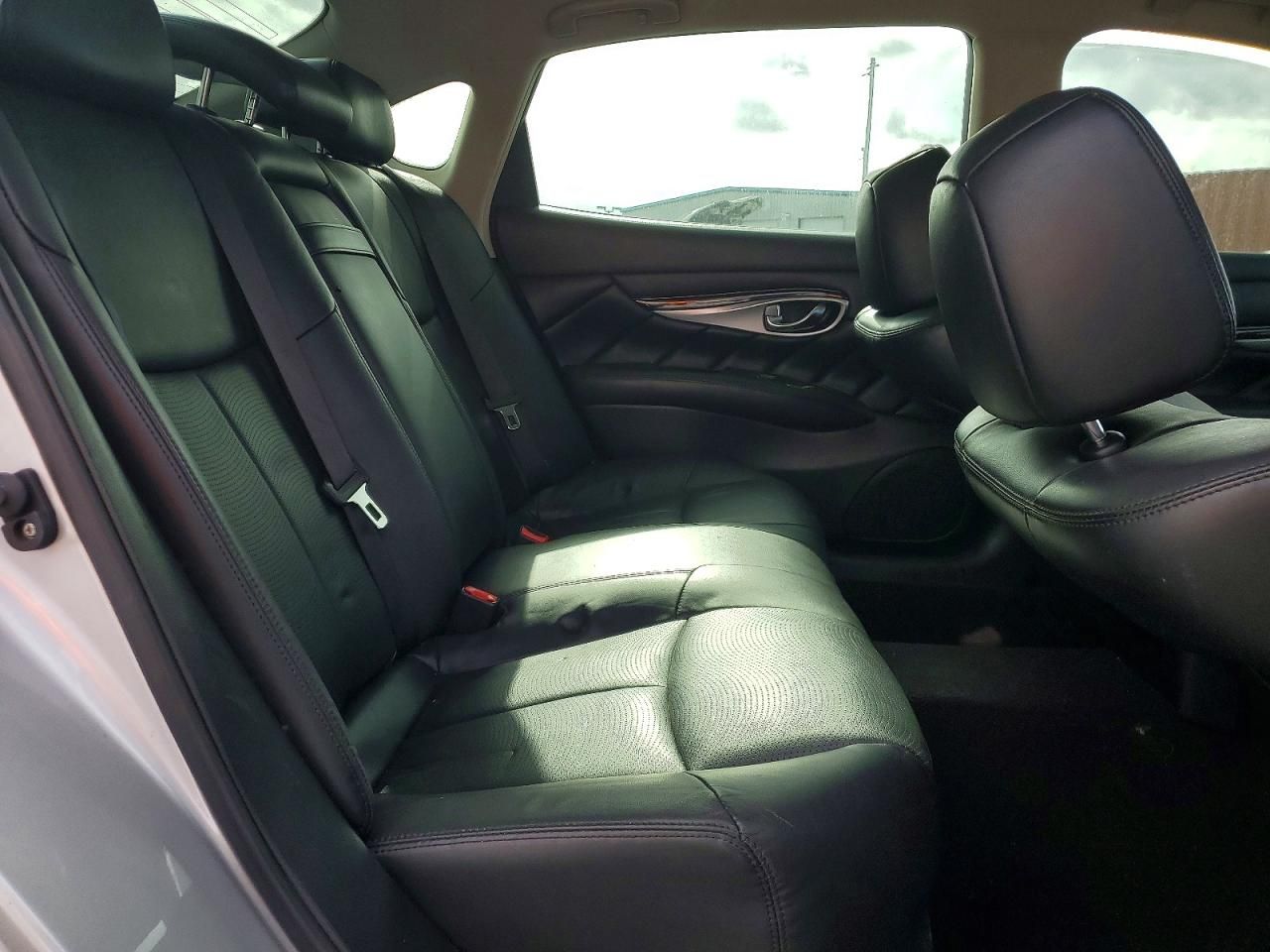 2017 Infiniti Q70 3.7