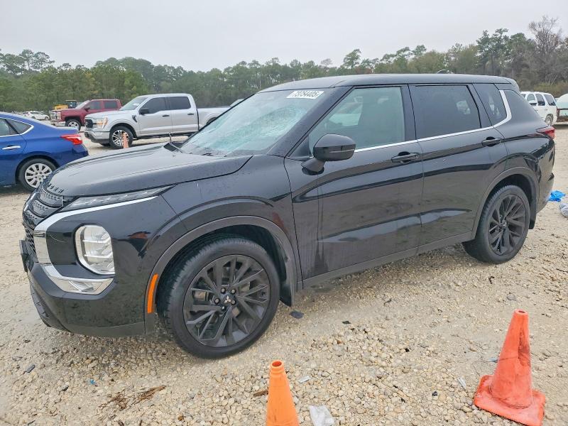2022 Mitsubishi Outlander se