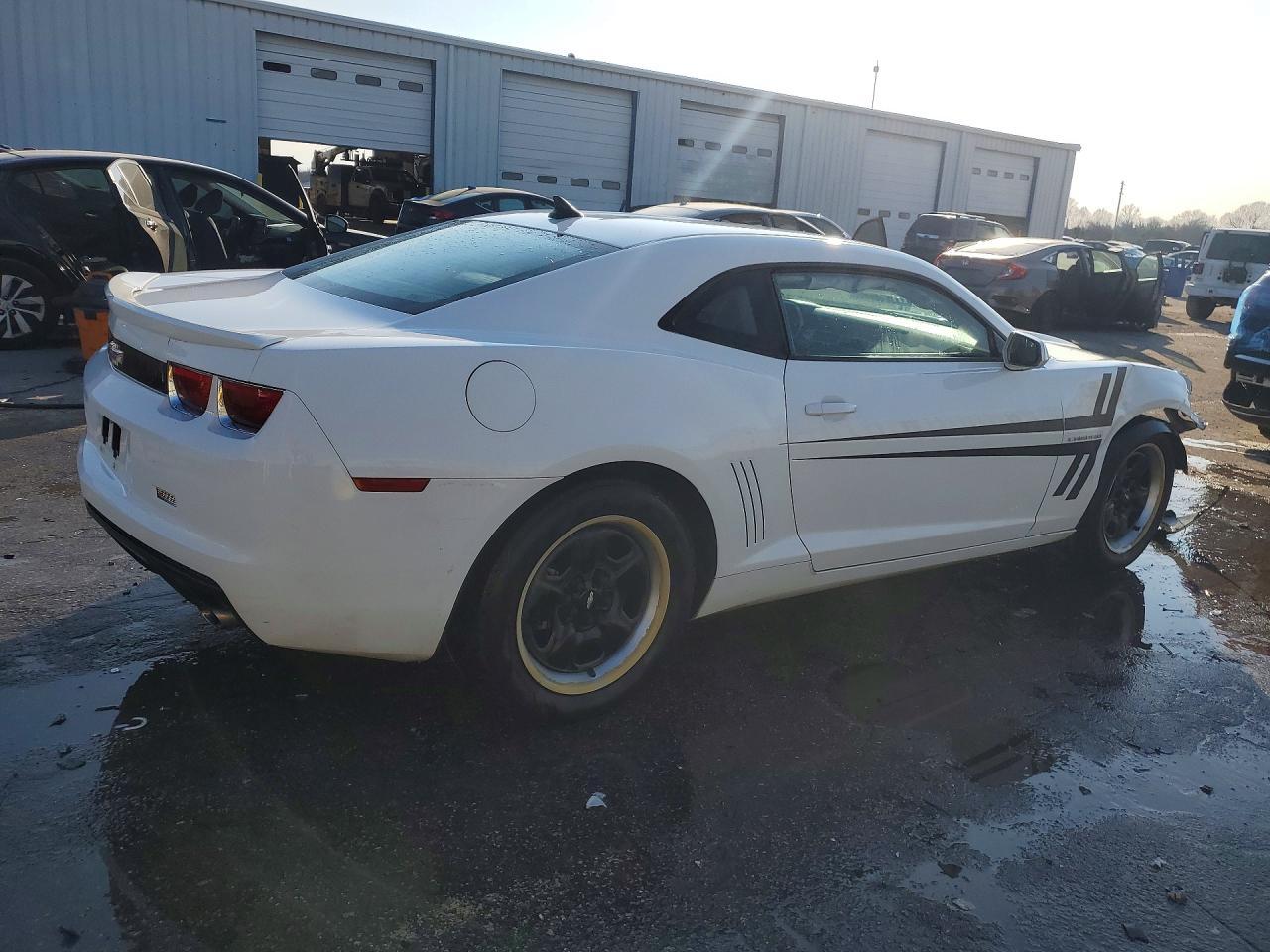 2013 Chevrolet Camaro ls