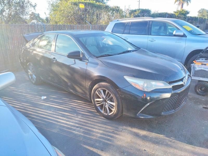 2015 Toyota Camry le