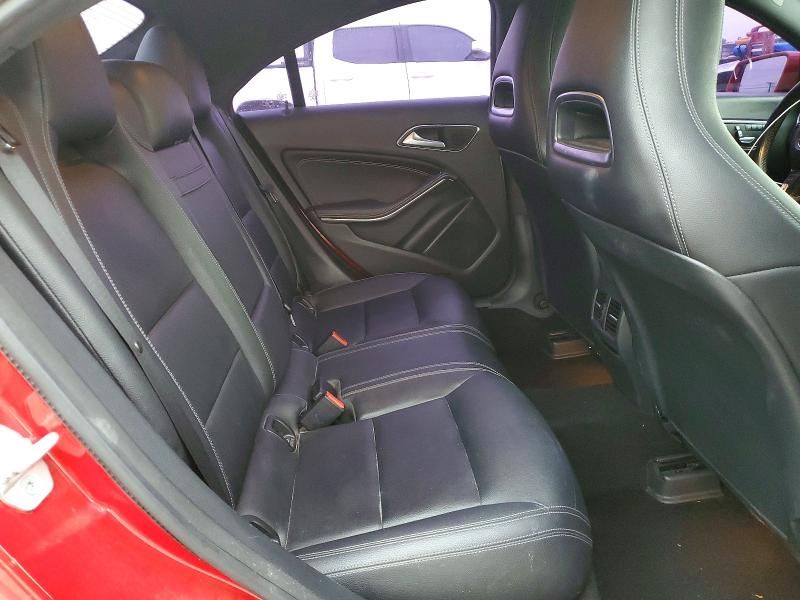 2018 Mercedes-Benz Cla 250