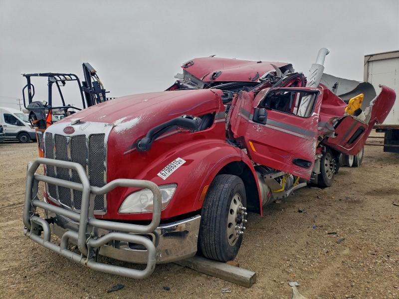 2021 Peterbilt 579 Semi Truck