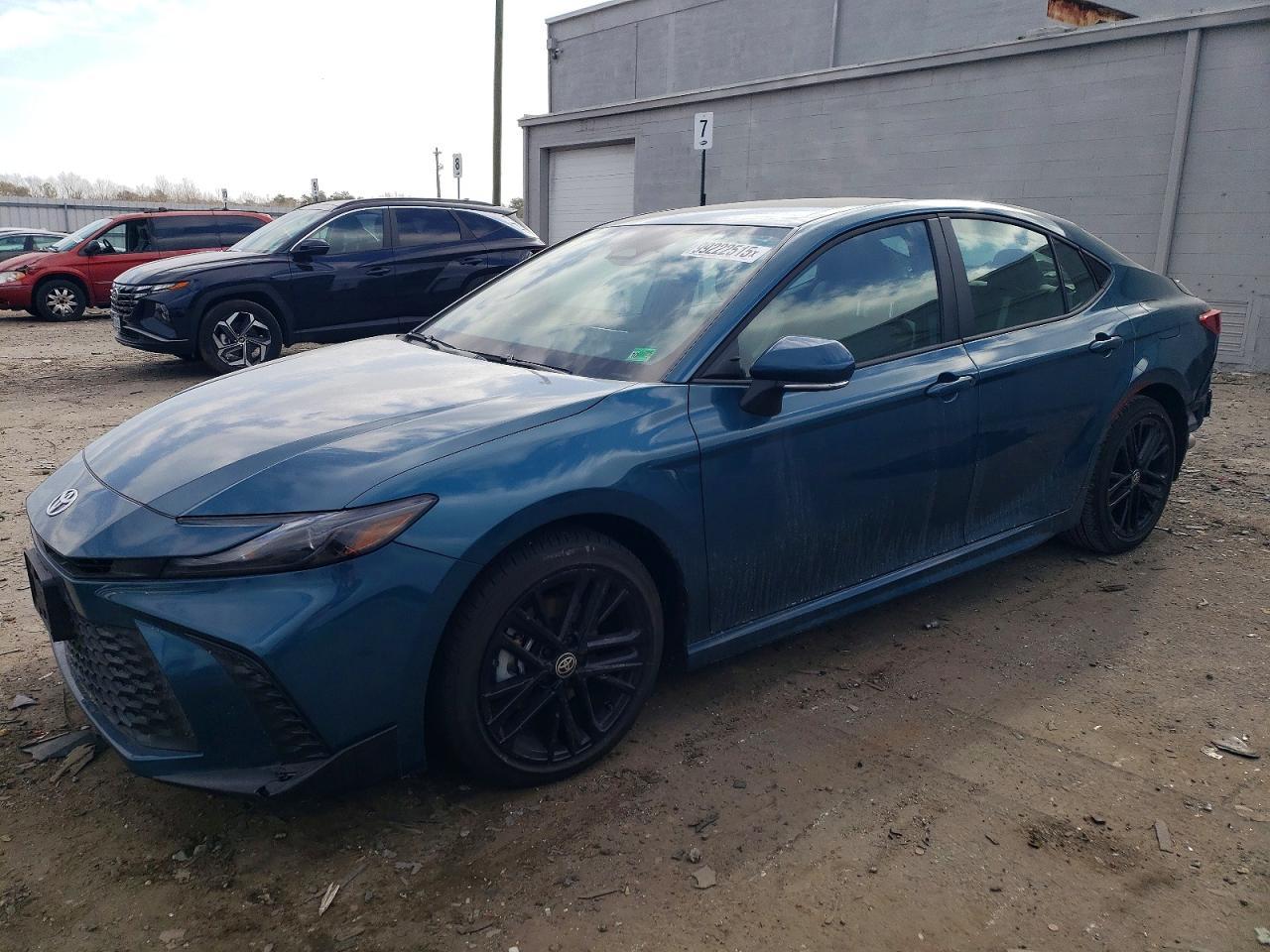 2026 Toyota Camry se