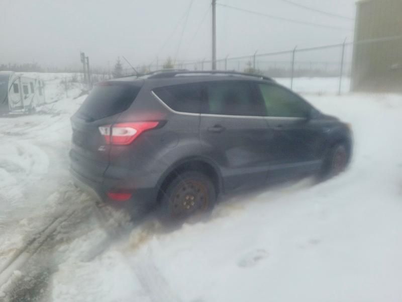 2018 Ford Escape se